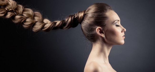 13 conseils simples pour obtenir et maintenir les cheveux épais Photo