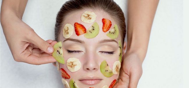 8 masques pour le visage aux fruits maison les plus populaires pour une peau éclatante Photo