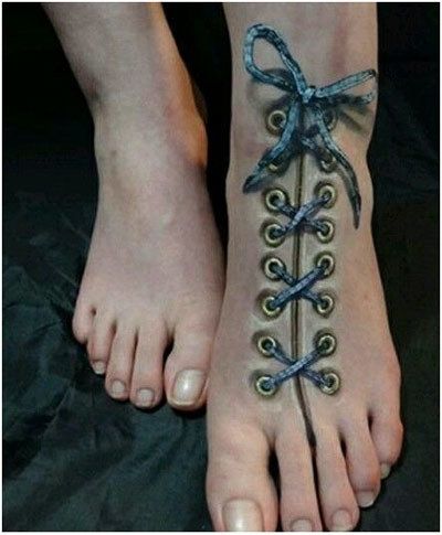 lacet tatouage