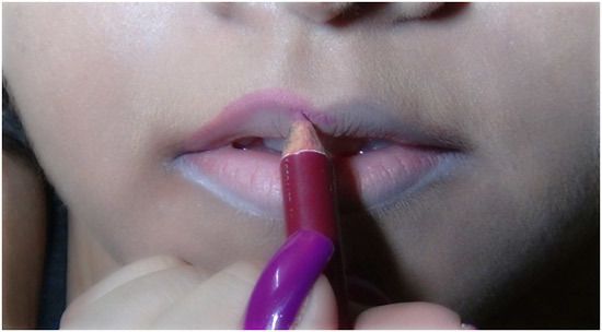 doublure rose foncé pour les lèvres