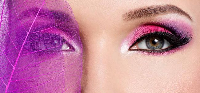 L'oeil rose maquillage tutoriel Photo