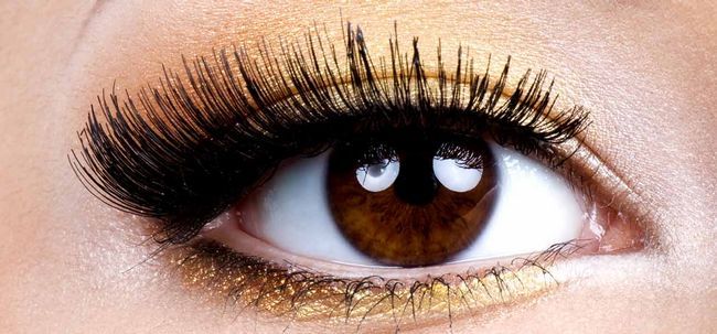 Or simple tutoriel maquillage des yeux Photo