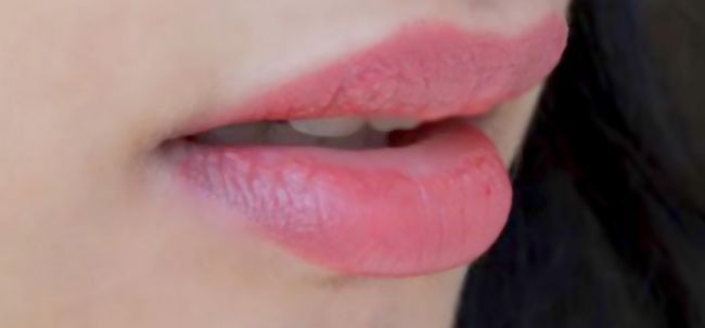 Top 10 des rouges à lèvres Bourjois avec des échantillons Photo