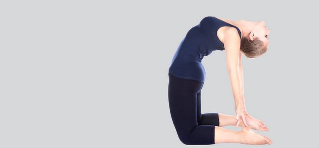 Top 12 postures de yoga pour réduire la graisse du ventre Photo