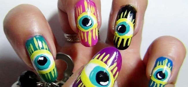 2 étranges nail art designs que vous pouvez essayer aujourd'hui Photo