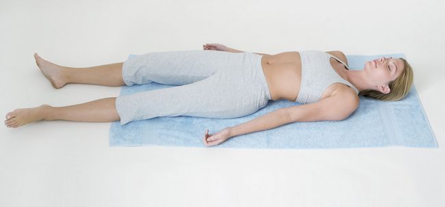 4 postures de yoga efficace pour améliorer la santé mentale Photo