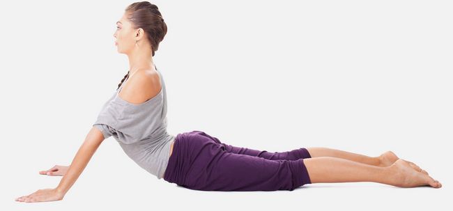 5 efficace yoga Baba Ramdev de pose pour guérir la douleur Photo