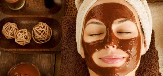 5 étapes simples pour faire un masque facial au chocolat à la maison Photo