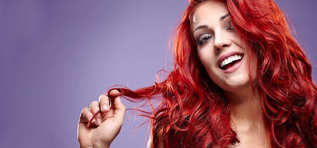5 conseils simples pour garder vos cheveux couleur vive! Photo