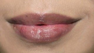 7 étapes faciles pour obtenir des lèvres plus pulpeuses Sans chirurgie - Tutoriel de maquillage avec Images