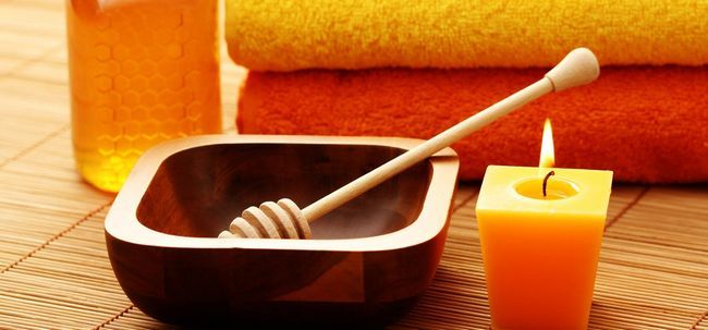 8 avantages étonnants du bain au miel Photo