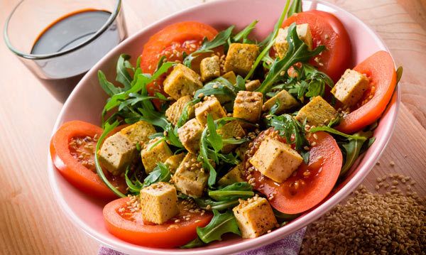 Salade de tofu asiatique