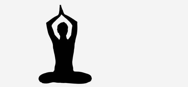 9 Postures de yoga pour rester en forme Photo