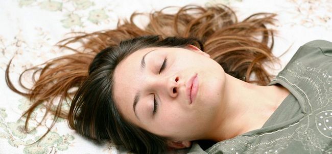 10 produits de beauté qui travaillent pendant que vous dormez Photo