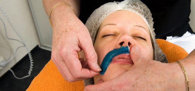 14 épilation méthodes pour les poils du visage Photo