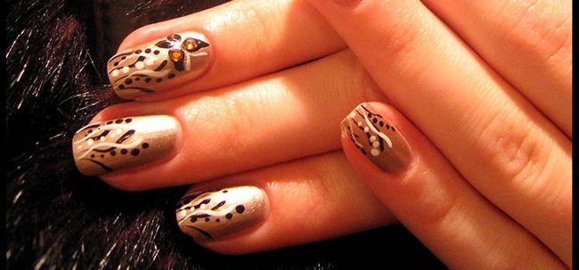 Embellissez vos ongles avec nail art Photo