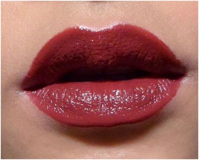 Lipstick Revlon Super brillante raisin rage