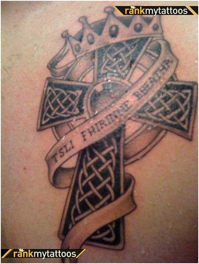 tatouage croix celtique