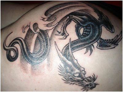 dragon chinois tatouage noir