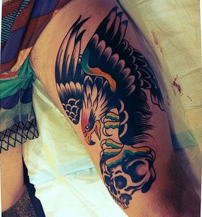 tatouage d'aigle de couleur