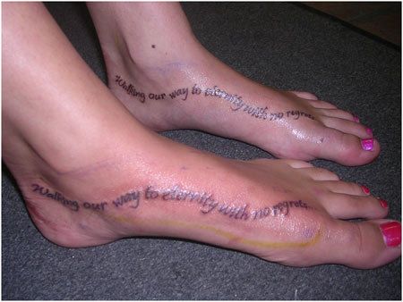 idées pied de tatouage