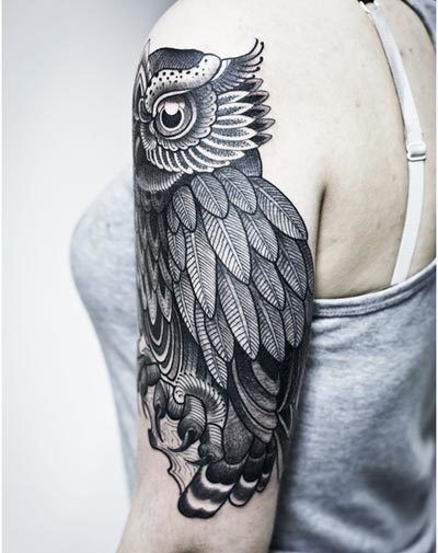 noir et blanc hibou tatouage