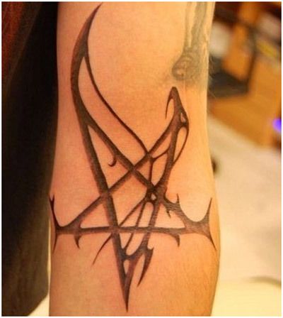 tatouages ​​pentagramme étoiles