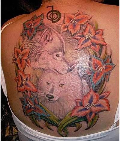 deux loups tatouages