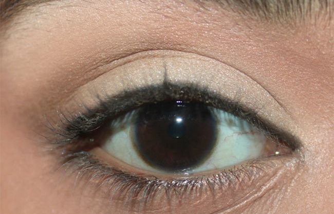 Everyday yeux Kohl Maquillage Tutorial (2)