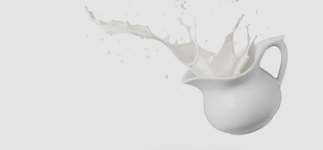 Comment boire le lait peut entraîner la perte de poids? Photo