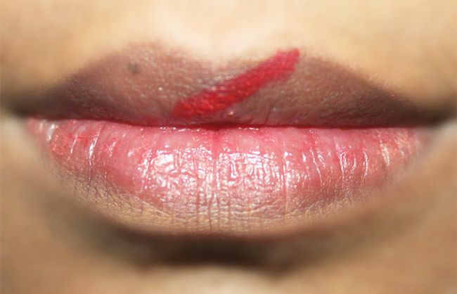 Comment Accentuer Lèvres Maquillage Tutorial (2)