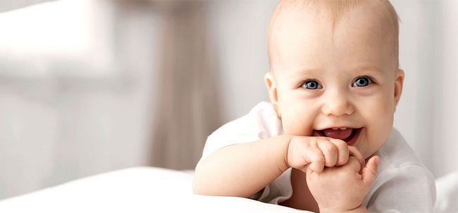 Est l'huile de ricin danger pour les bébés? Photo