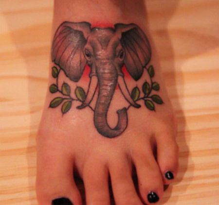 Top 10 des dessins d'éléphant de tatouage Photo