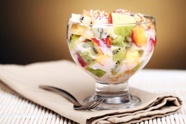 salade de fruits avec vinaigrette au yogourt
