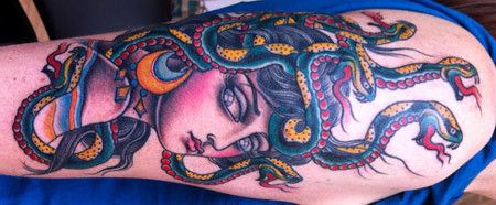 Medusa Tattoo pour les mains