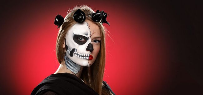 Top 15 étonnantes Halloween maquillage idées pour les femmes Photo