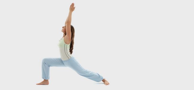 Top 5 des postures de yoga pour un coeur sain Photo