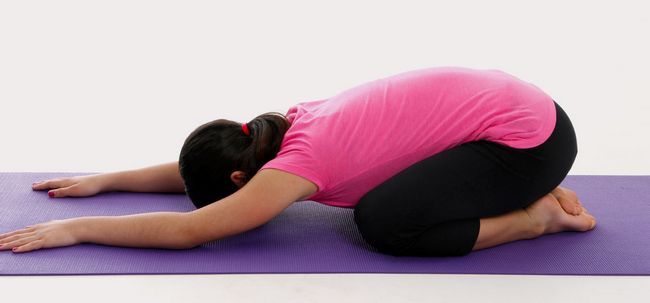 Top 5 des poses de yoga pour gérer le stress Photo